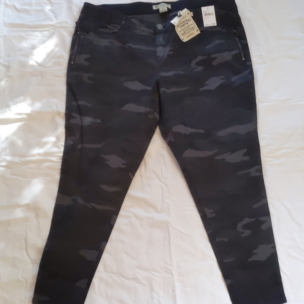 Democracy Skinny Jeans
